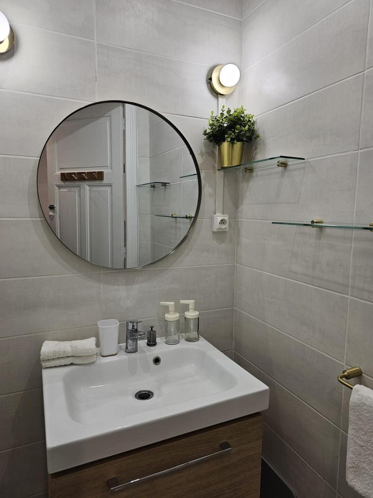 Beautiful 1 Bedroom Flat In Paris 17Th Экстерьер фото